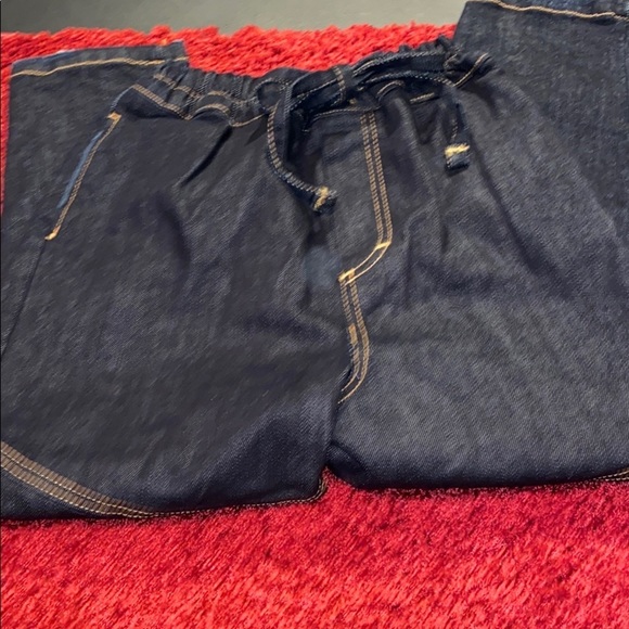 Frwrd Clothing - Picture 3 of 4